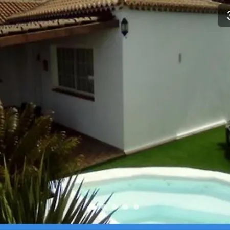 Vakantiehuis Casa Manuel Iris *